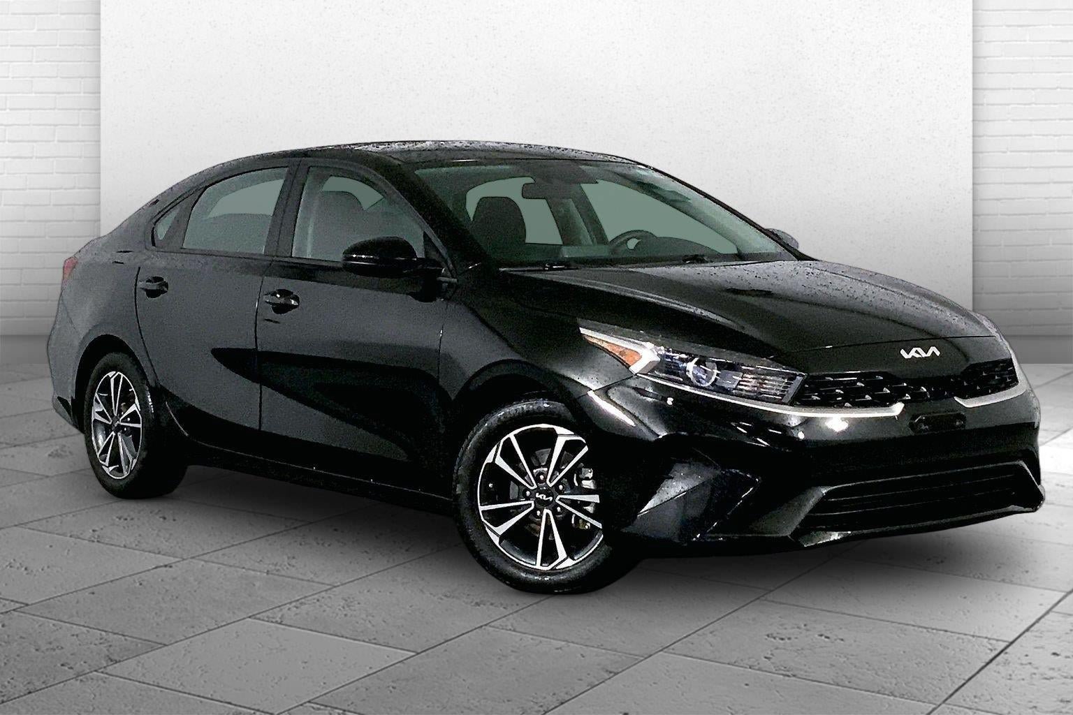 Used 2024 Kia Forte Sedan FWD image 1