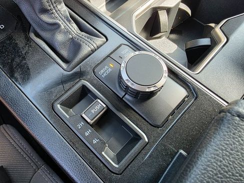 Used 2024 Toyota Tundra SR5 image 31