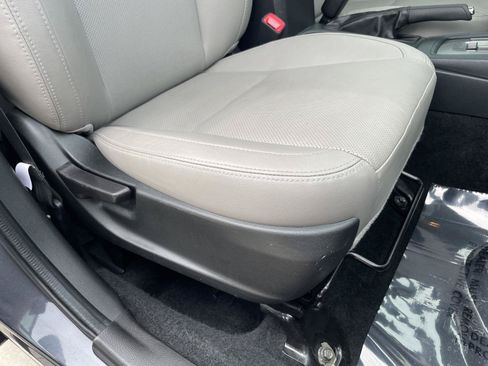 Used 2017 Subaru Forester 2.5i Limited AWD/4WD image 17