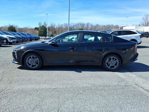 Used 2025 Kia K4 LXS image 7