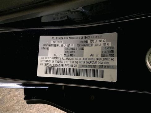 Used 2018 MAZDA MAZDA3 Touring FWD image 32
