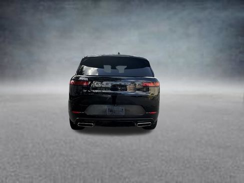 Used 2025 Land Rover Range Rover Sport SE AWD/4WD image 6
