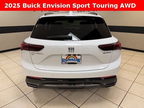 Used 2025 Buick Envision Sport Touring image 5