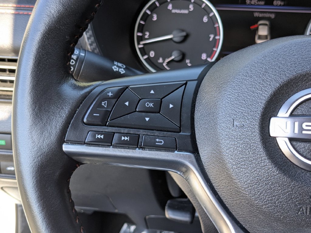 Used 2024 Nissan Sentra SR w/ SR Premium Package FWD image 16