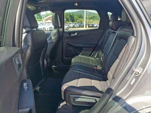 Used 2023 Ford Escape ST-Line w/ Tech Pack #1 FWD image 10