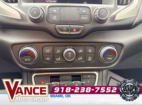 Used 2024 GMC Terrain SLT w/ Elevation Edition FWD image 24