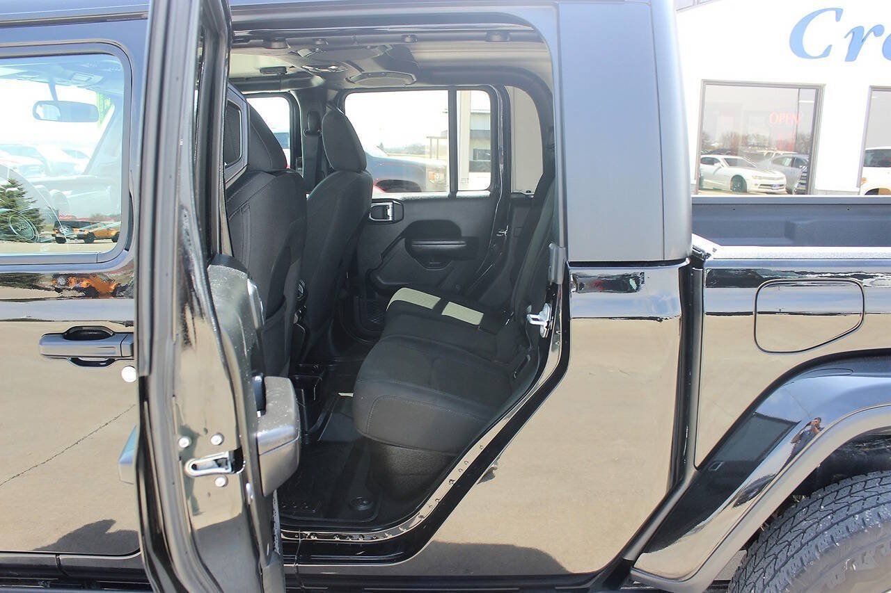 Used 2020 Jeep Gladiator Sport w/ Quick Order Package 24S AWD/4WD image 19