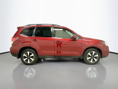 Used 2018 Subaru Forester 2.5i Limited image 8