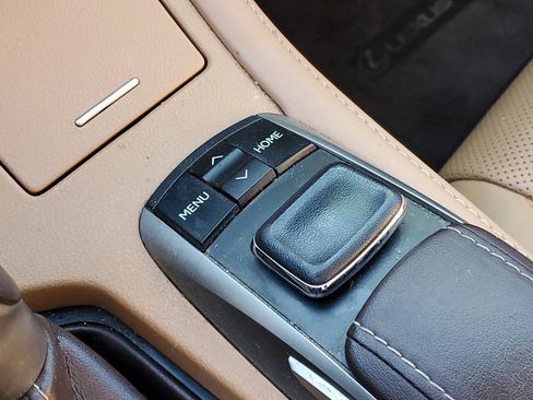 Used 2016 Lexus ES 350 w/ Navigation System Package image 25