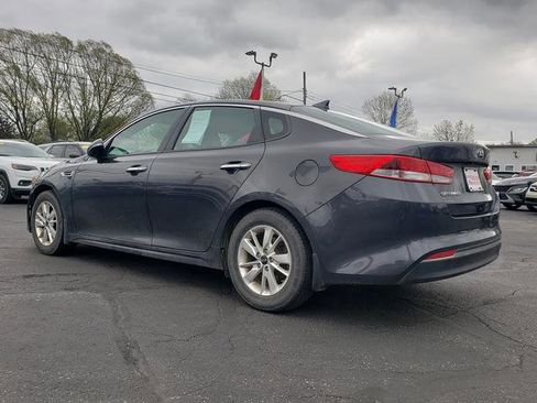 Used 2017 Kia Optima LX FWD image 6