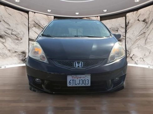 Used 2011 Honda Fit Sport image 2
