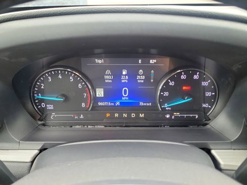 Used 2020 Ford Explorer XLT w/ Equipment Group 202A AWD/4WD image 25