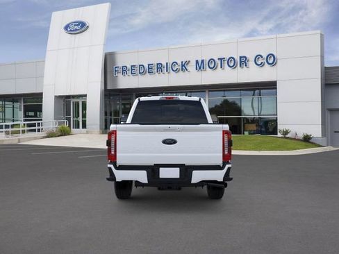 New 2026 Ford F250 Lariat w/ Black Appearance Package image 5