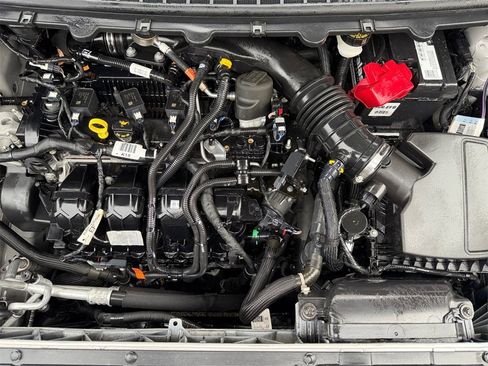 Used 2019 Ford Edge Titanium image 9