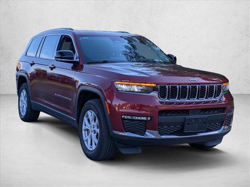 Used 2021 Jeep Grand Cherokee L Limited AWD/4WD image 3