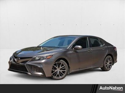 Used 2021 Toyota Camry SE w/ Carpet Mat Package (TMS)