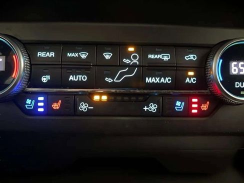 Used 2021 Ford Expedition XLT RWD image 49