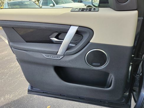 Certified 2024 Land Rover Discovery Sport S image 24