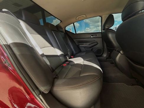 Used 2022 Nissan Altima 2.5 SR image 8