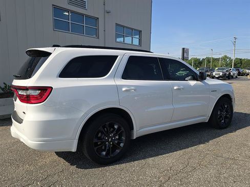 Certified 2025 Dodge Durango R/T w/ Blacktop Package AWD/4WD image 3