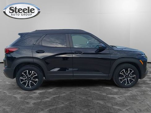 Used 2026 Chevrolet TrailBlazer ACTIV w/ Convenience Package FWD image 4