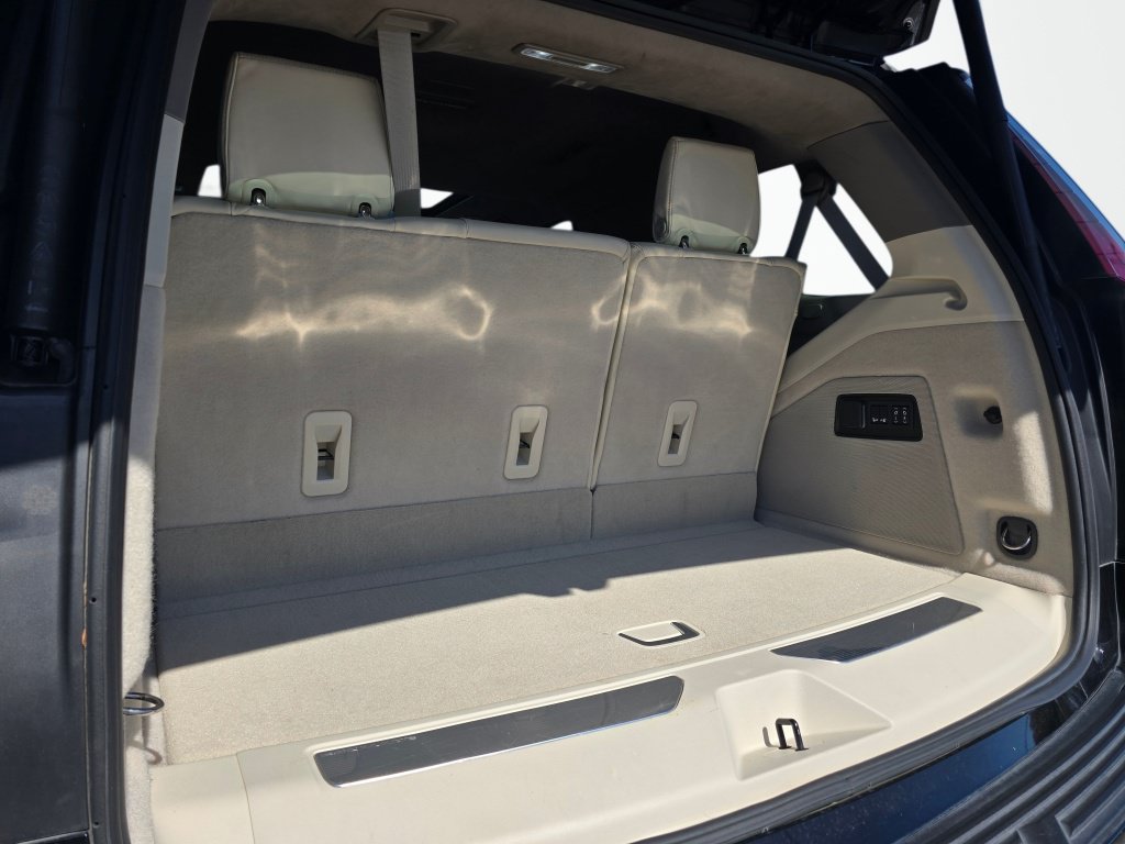 Certified 2024 Cadillac Escalade Premium Luxury Platinum AWD/4WD image 23