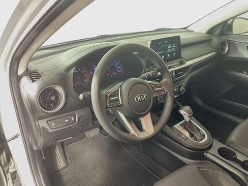 Used 2021 Kia Forte LXS FWD image 10