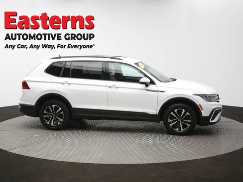 Used 2022 Volkswagen Tiguan S image 45