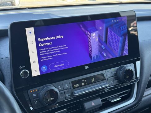 Used 2024 Toyota Grand Highlander Platinum image 30