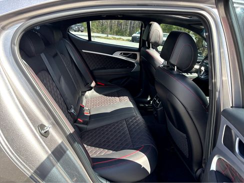 Used 2021 Genesis G70 3.3T w/ Sport Package image 16