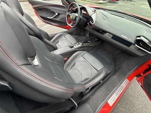 Used 2023 Ferrari 296 GTS image 31