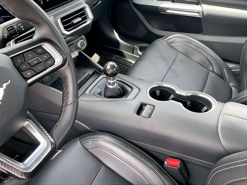 Used 2024 Ford Mustang GT Premium RWD image 13
