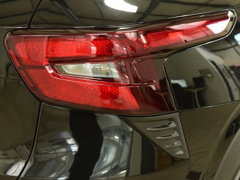 New 2026 Chevrolet Trax LS w/ LS Convenience Package FWD image 18