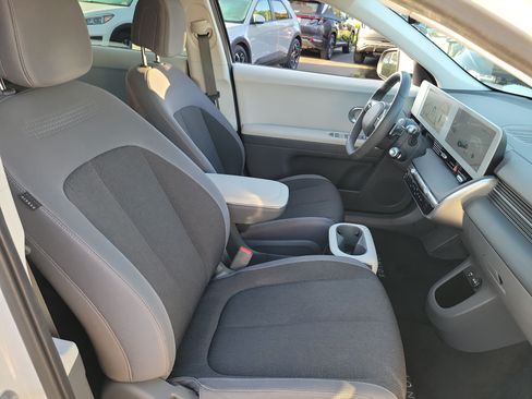Certified 2024 Hyundai Ioniq 5 SEL RWD image 20