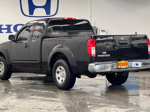 Used 2015 Nissan Frontier S image 5