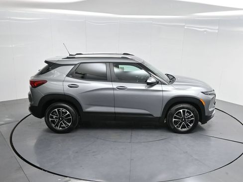 New 2025 Chevrolet TrailBlazer LT w/ Convenience Package FWD image 66