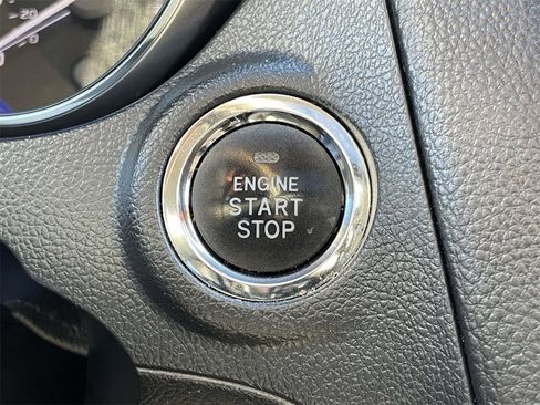 Used 2018 Subaru Outback 2.5i Limited image 25