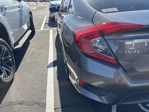 Used 2016 Honda Civic EX image 6