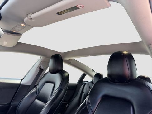 Used 2021 Tesla Model 3 Standard Range Plus RWD image 33