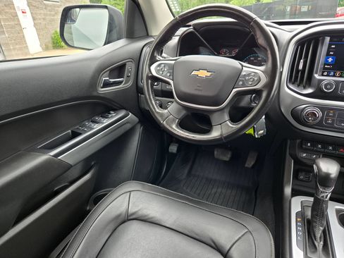 Used 2022 Chevrolet Colorado ZR2 AWD/4WD image 9