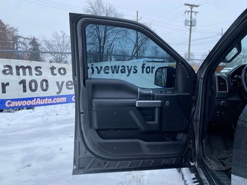 Used 2018 Ford F150 XLT w/ Equipment Group 302A Luxury image 11