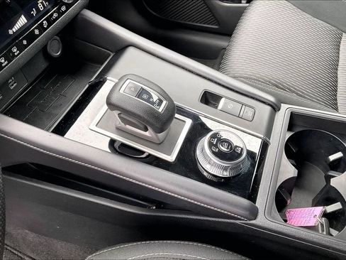 Used 2022 Mitsubishi Outlander ES AWD/4WD image 16