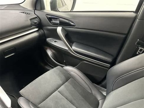 Used 2024 Mitsubishi Eclipse Cross SEL image 13