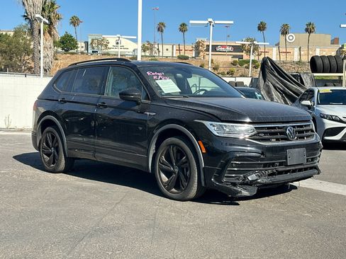 Used 2024 Volkswagen Tiguan SE R-Line FWD image 2