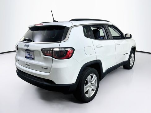Used 2022 Jeep Compass Latitude w/ Convenience Group AWD/4WD image 5