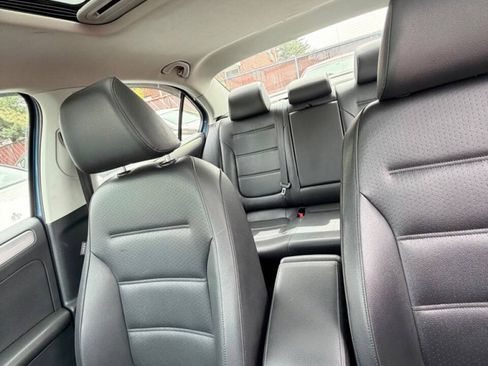 Used 2015 Volkswagen Jetta SE FWD image 10