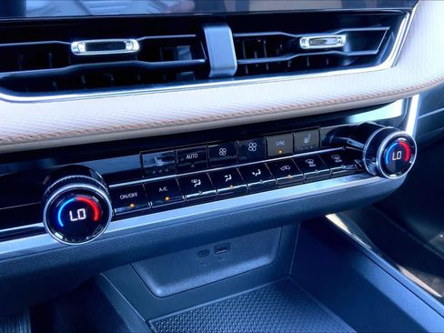 Used 2026 Chevrolet Equinox ACTIV w/ LPO, Floor Liner Package image 35