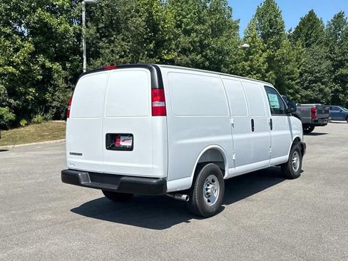 New 2025 Chevrolet Express 2500 w/ Driver Convenience Package image 4