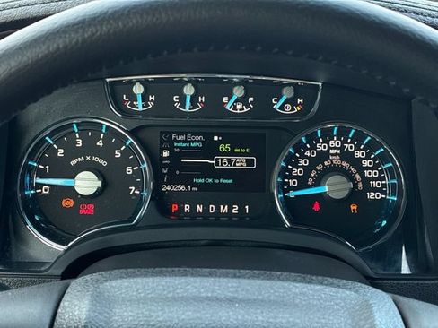 Used 2012 Ford F150 Lariat w/ Lariat Chrome Pkg RWD image 25