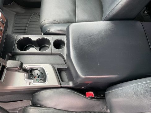 Used 2013 Toyota Tundra Platinum AWD/4WD image 27